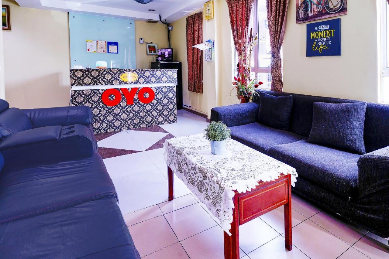 Oyo 90486 New Station Hotel Klang Exterior foto